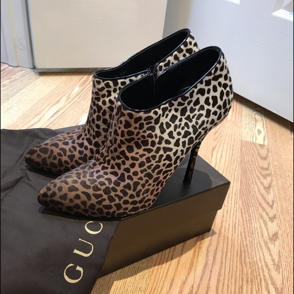 Gorgeous Gucci ankle boots- Authentic 100%must sel